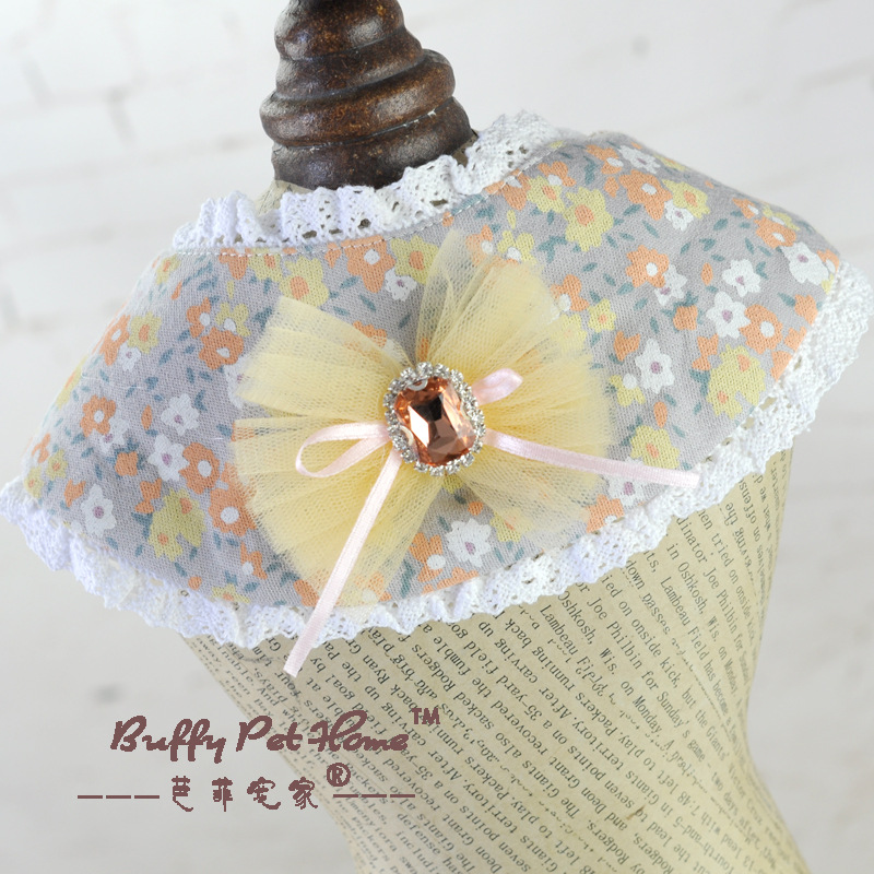 芭菲寵家廠家直銷寵物用品批發(fā)狗狗項(xiàng)圈口水巾項(xiàng)鏈蕾絲花邊小花貼牌OEM/ODM