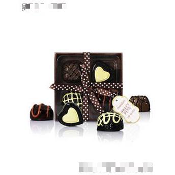 粉色安琪巧克力唇彩禮盒