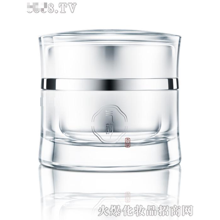 百雀羚氣韻肌源奢白晶采雪顏霜