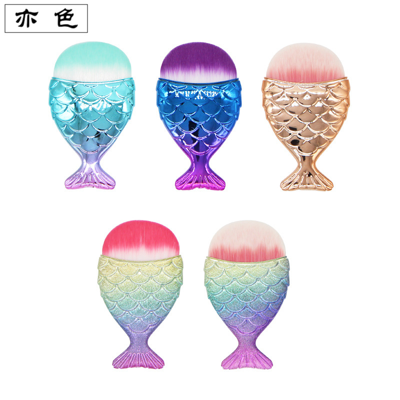 單支小號(hào)魚(yú)粉底刷 OEM代加工